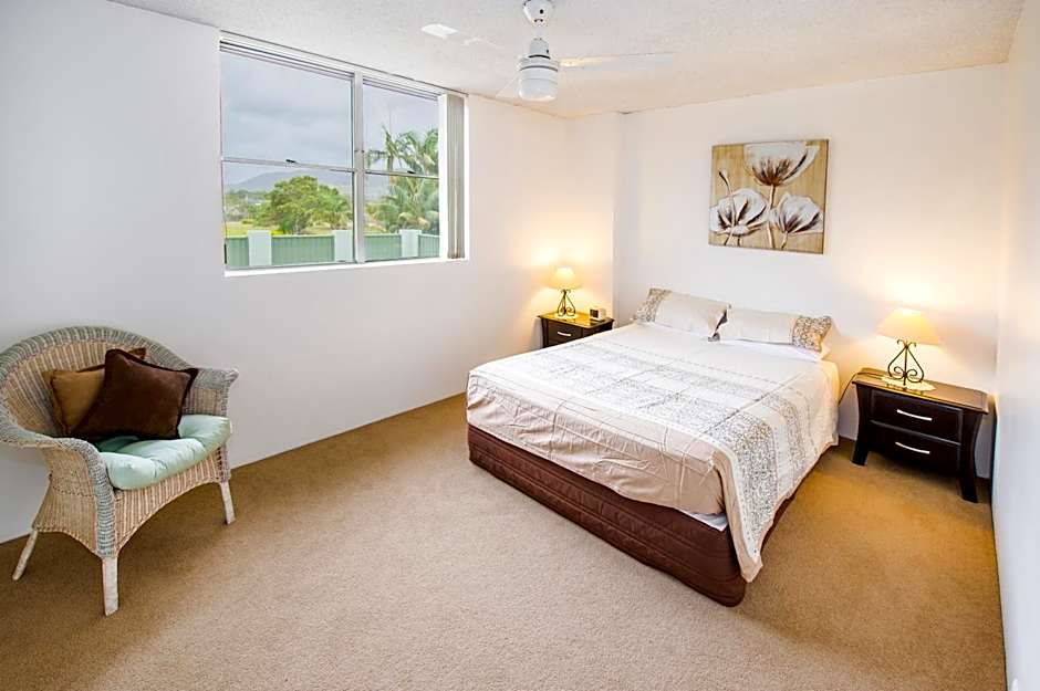 Tradewinds Apartments