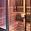 Le VIP Paris - Yacht Hotel