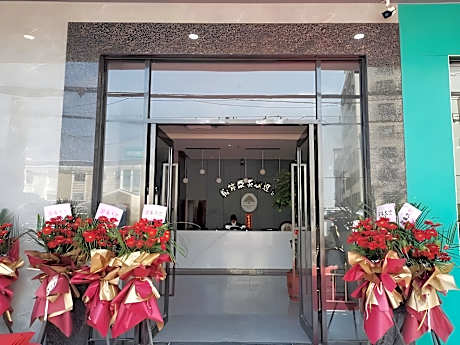 GreenTree Inn Express Guangdong Zhanjiang Donghai Island