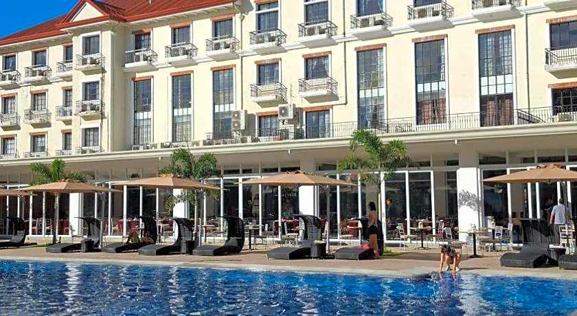 Pontefino Hotel And Residences