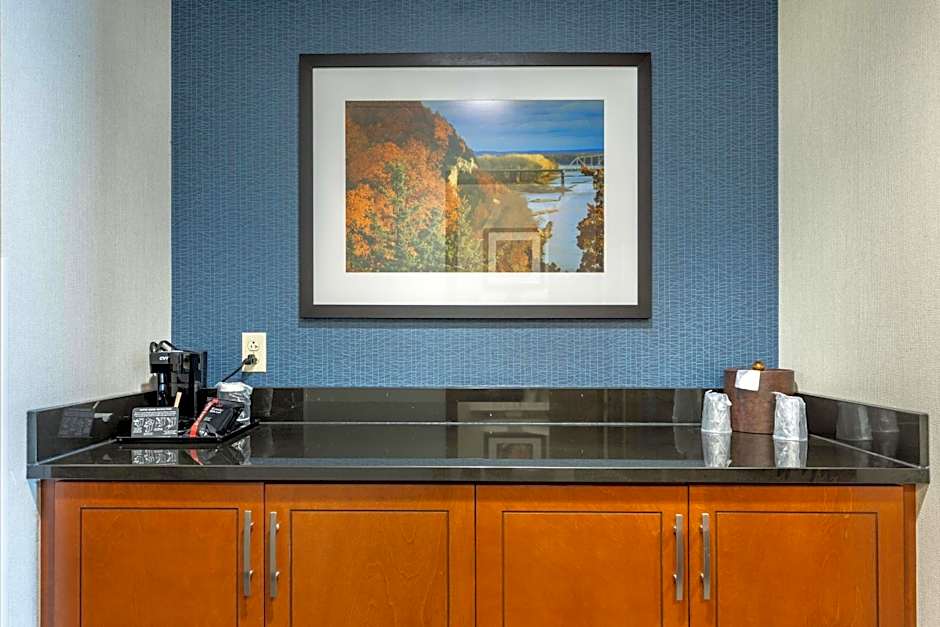 Drury Plaza Hotel Columbia East