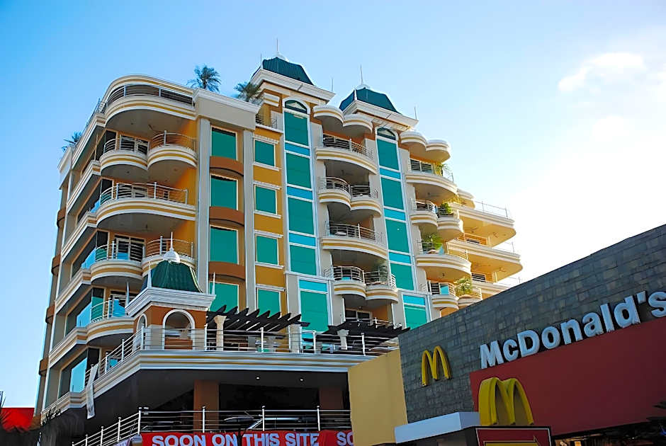 Fields Plaza Suites Condo-Hotel