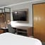 La Quinta Inn & Suites by Wyndham Yakima Downtown