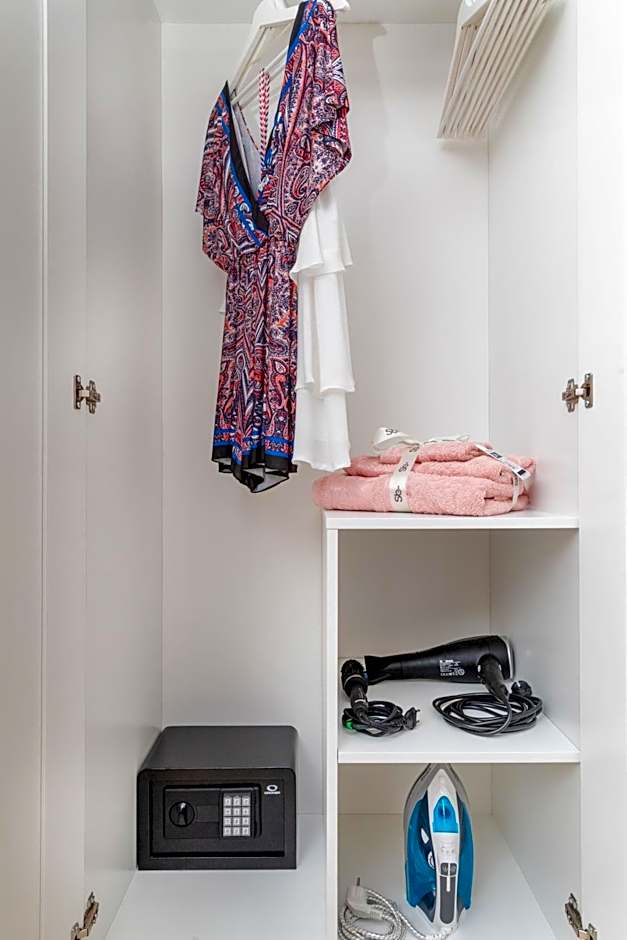 NAXOS DIAMOND Studios Apartments