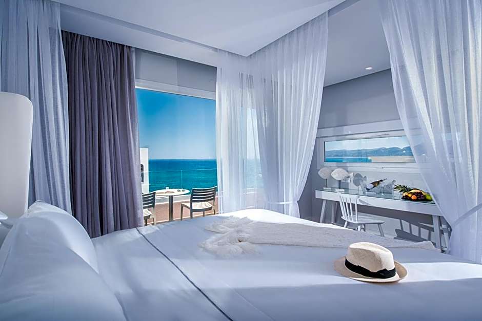 Mari Kristin Beach Hotel