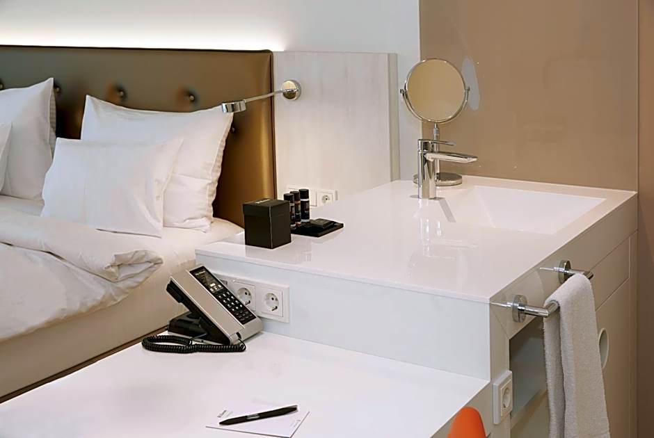 elaya hotel kleve, Trademark Collection by Wyndham