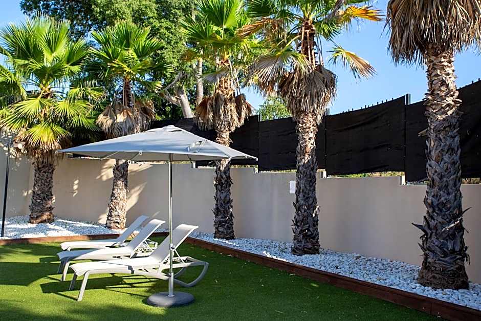 Zenitude Hotel la Valadiere, an Ascend Collection Hotel