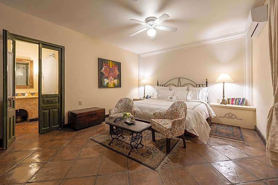 Photo 1 of 1 of Grand Suite