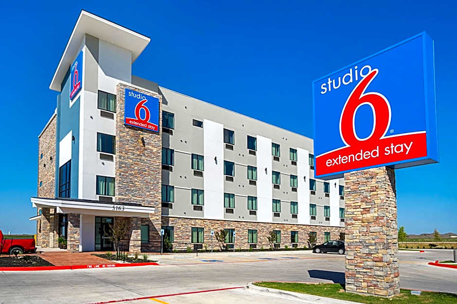 Photo 1 of 49 of Studio 6-Buda, TX