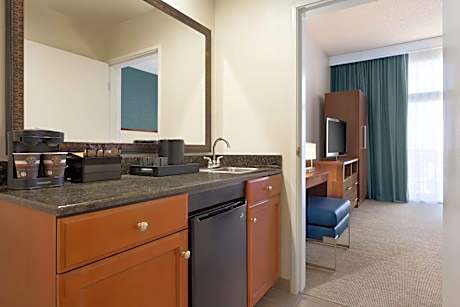 Premium King Suite