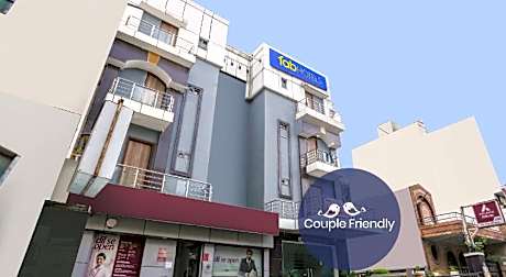 OYO Townhouse 573 BROSTAY Patel Nagar