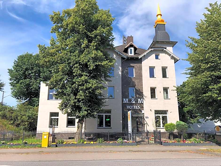 M&M Hotel - Wilhelmsburg