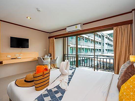 Outdoor Inn Kata Hotel