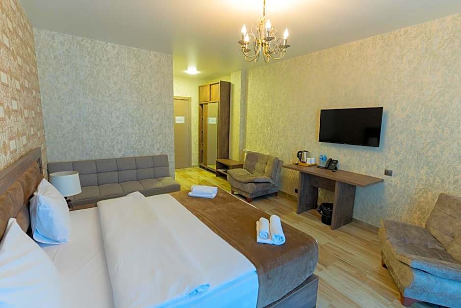 Photo 1 of 4 of 1 Double Bed or 2 Beds, Balcony