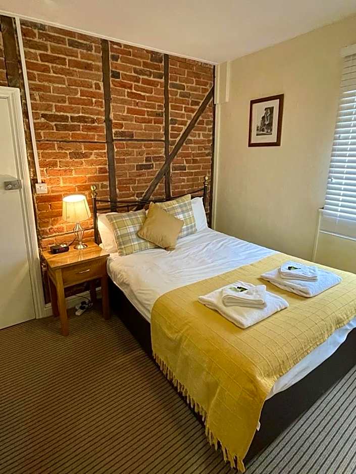 The Windsor Trooper Pub & Inn