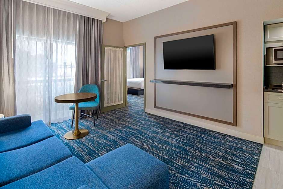 DoubleTree Suites By Hilton Hotel Mt. Laurel