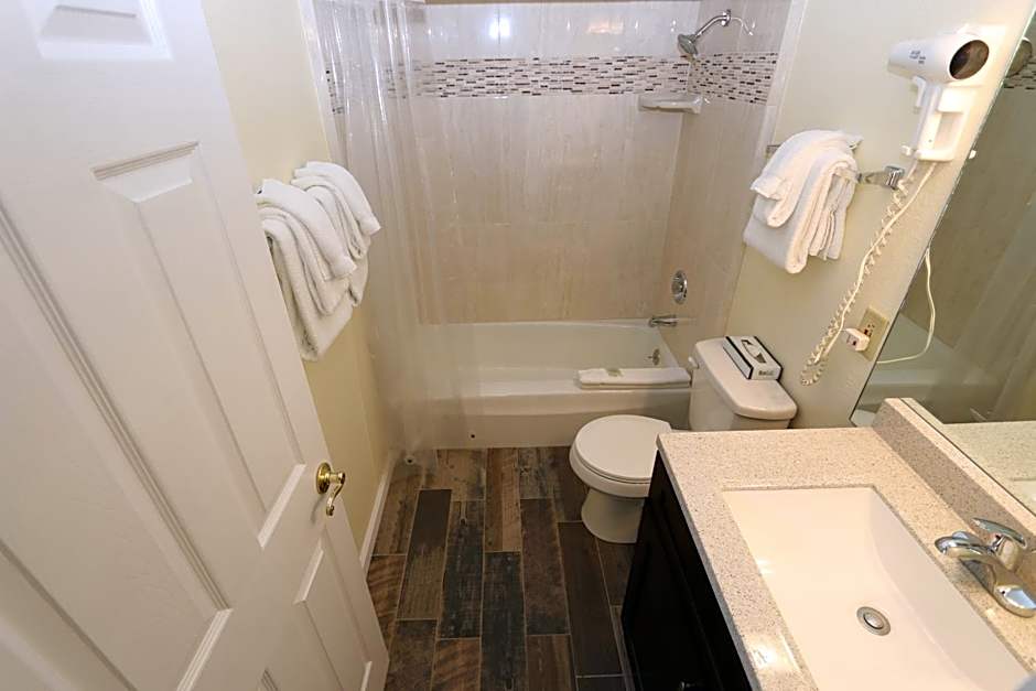 Northlake Lodges & Villas