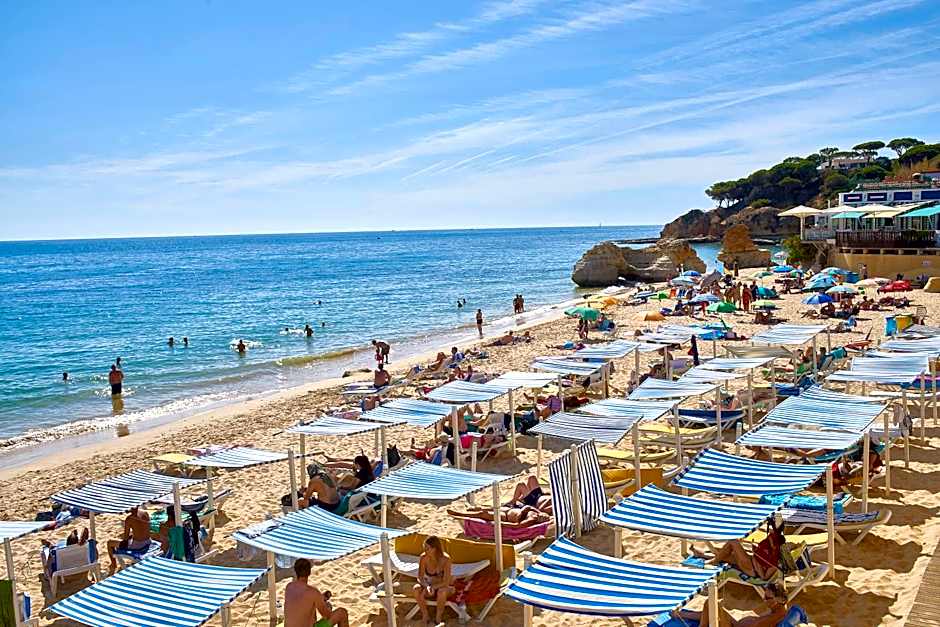 Oceanus Aparthotel