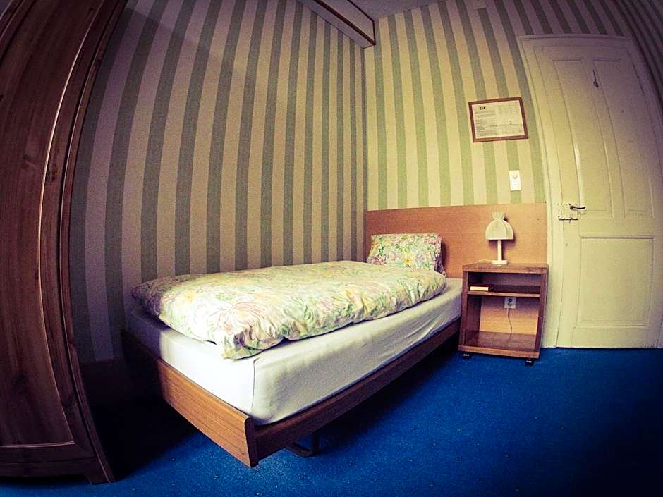 BasicRooms Hotel