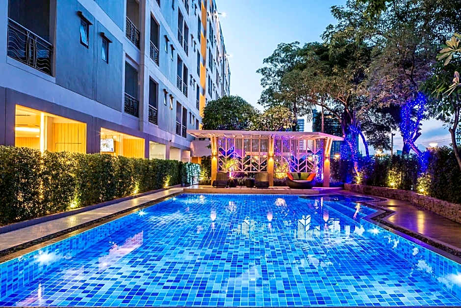 Pacific Park Hotel