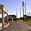 Royal Inn & Suites