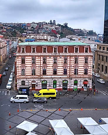 Hotel Reina Victoria Valparaíso