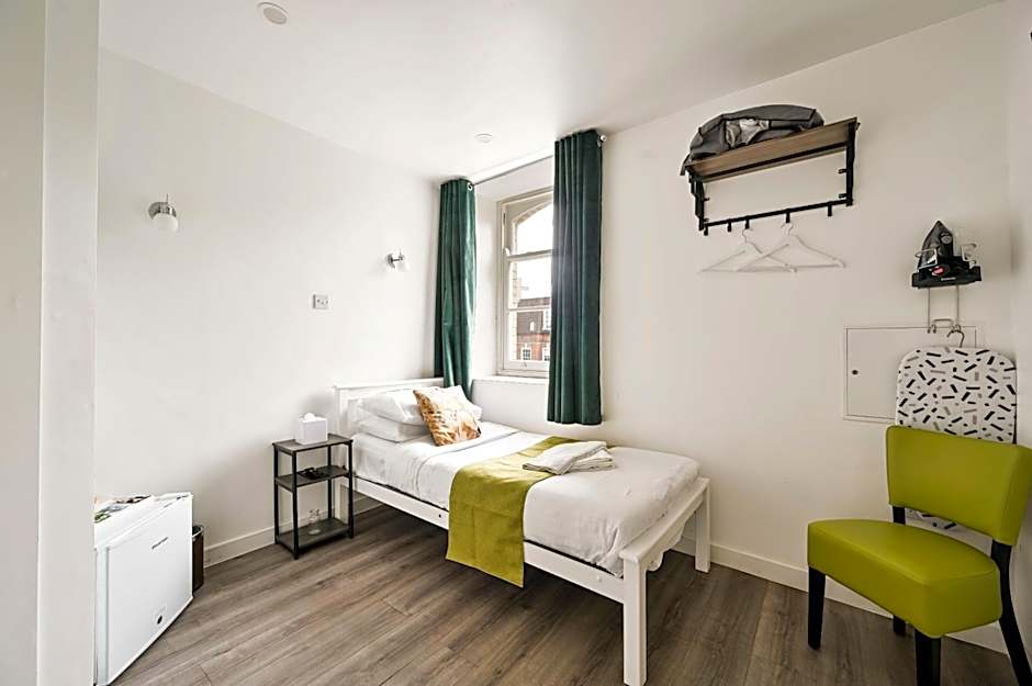 City London Hotel