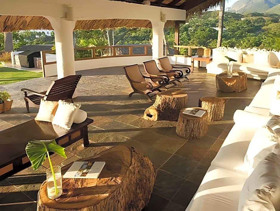 Casa Bonita Tropical Lodge