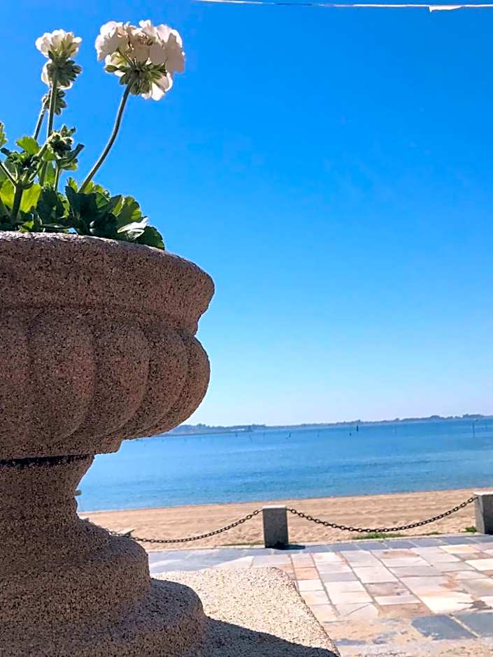 A Esmorga-Posada del Mar