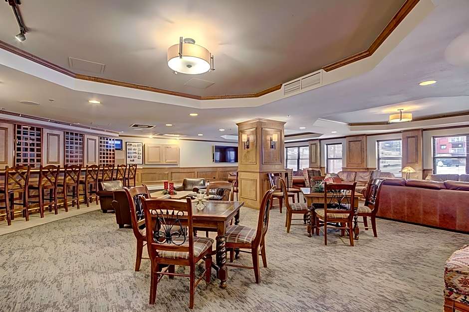 River Mountain Lodge