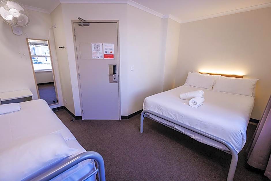 YHA Adelaide Central