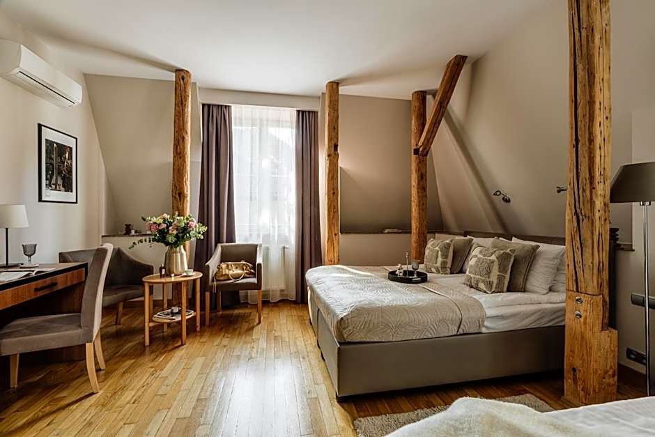 Grottger Luxury Boutique Hotel City