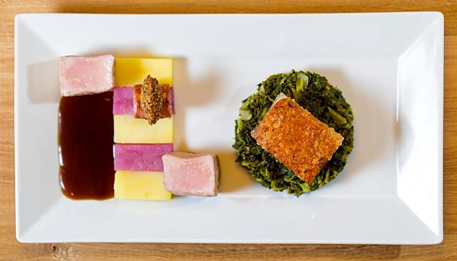 Höger's Hotel & Restaurant