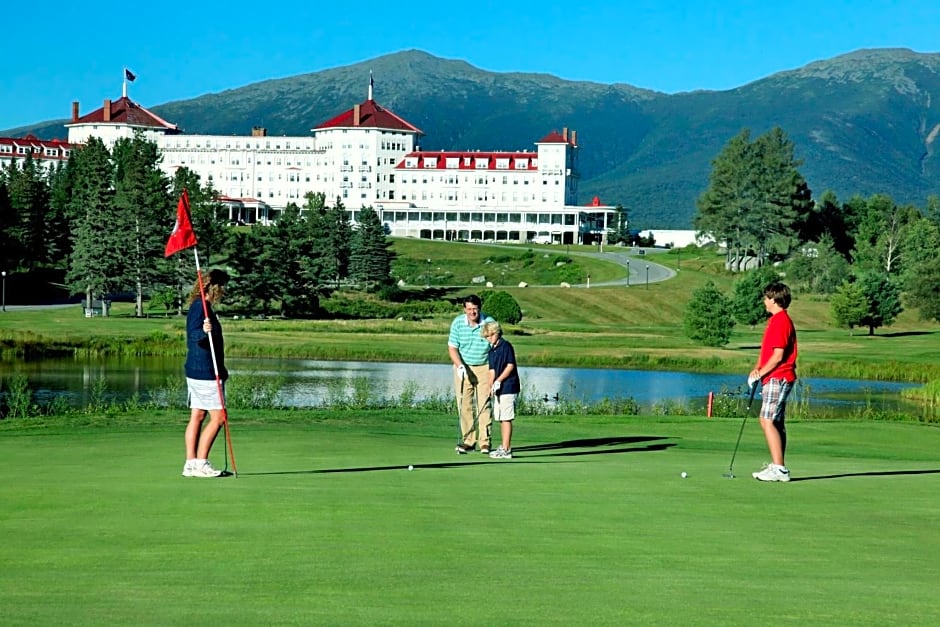 Omni Bretton Arms Inn at Mount Washington Resort