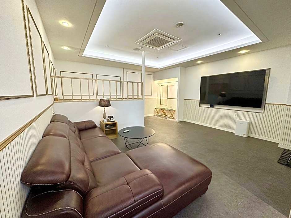 HOTEL ICC