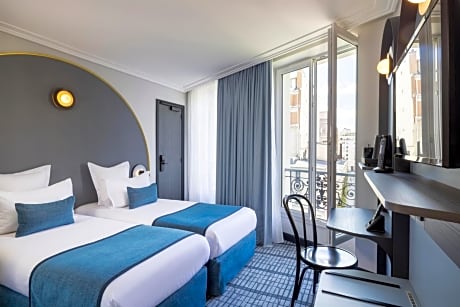 Two Connecting Double Rooms