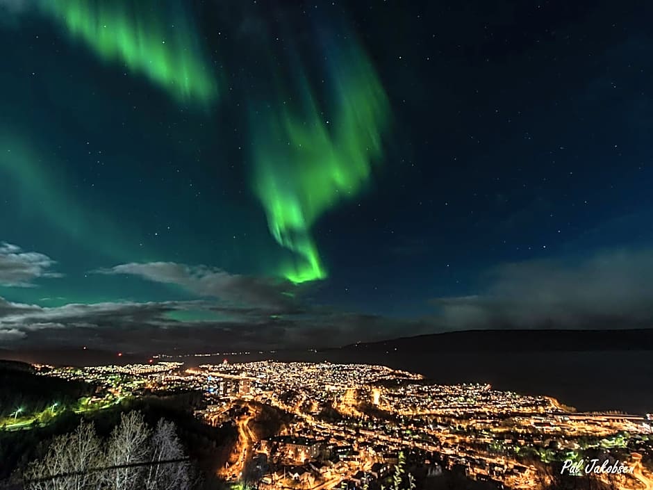 Breidablikk Guesthouse