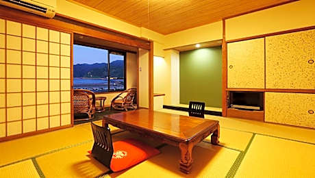 Economy Quadruple Room