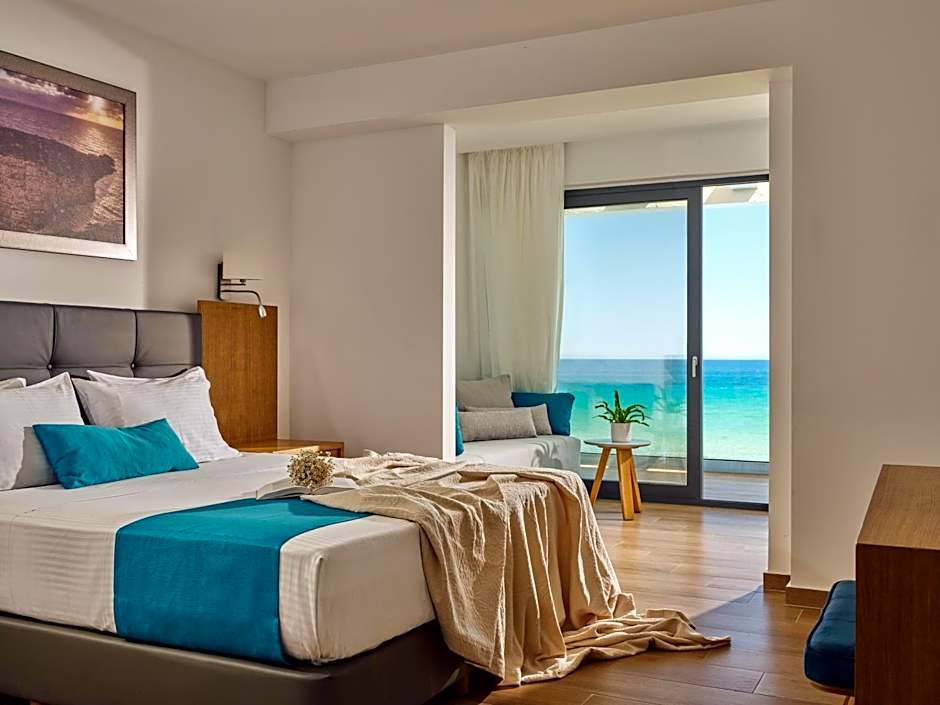 Cavo Orient Beach Hotel & Suites