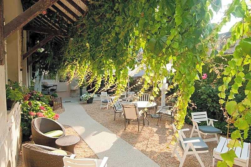 Logis Hotel Restaurant Nougier