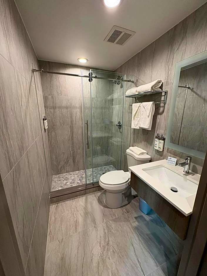 Holiday Inn Express And Suites Bronx NYC By IHG