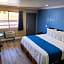 Travelodge by Wyndham Clearlake