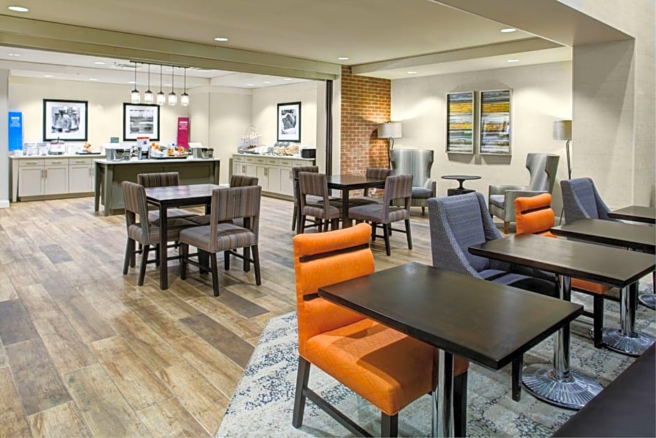 Hampton Inn By Hilton & Suites/Pittsburg/Kansas Crossing