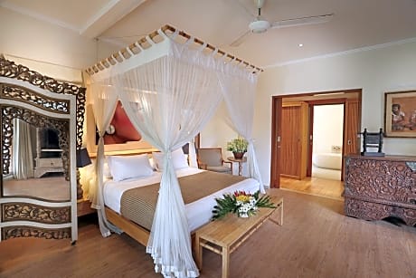Four-Bedroom Villa with Private Pool