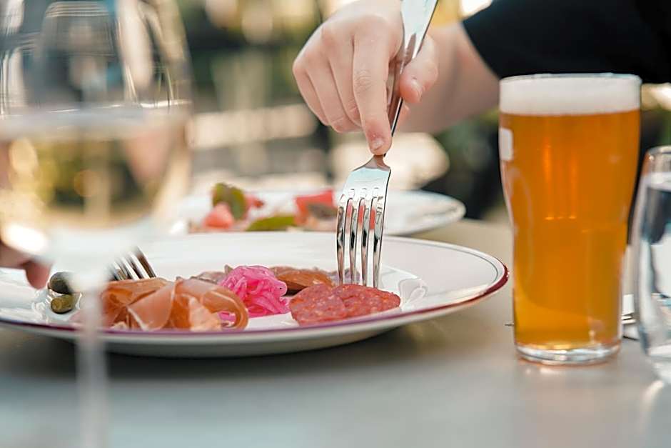 Eastern Sands City Centre