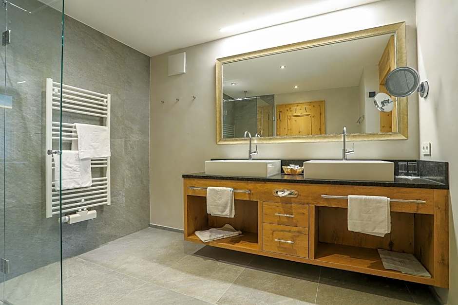 Verwohnhotel Kristall