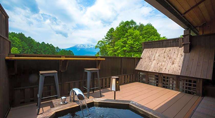 Tsutaya Tokinoyado Kazari