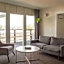Hollywood Hills Hotel