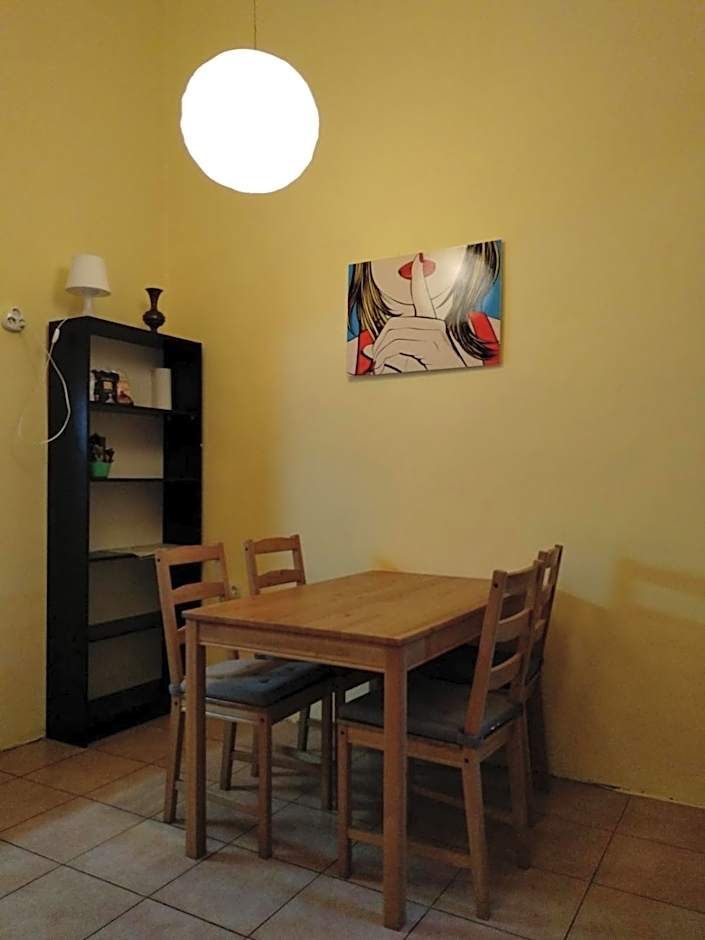 HoBar Hostel