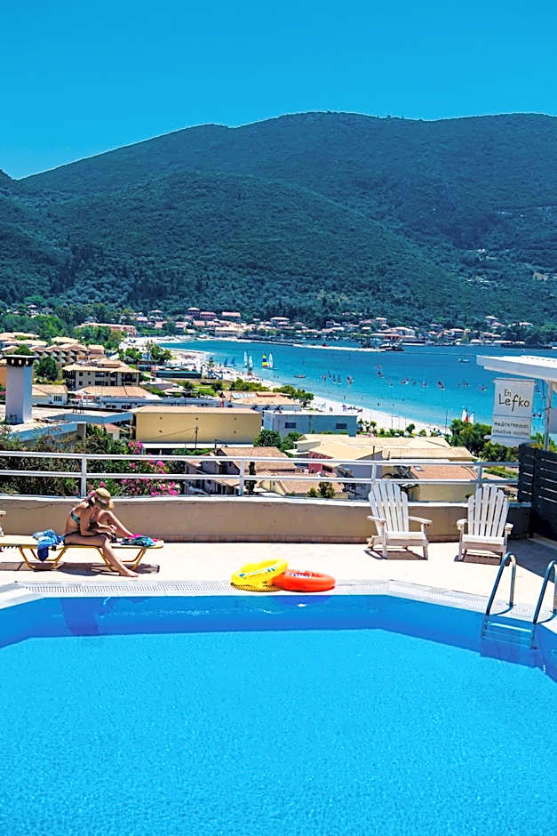 Ponti Beach Hotel